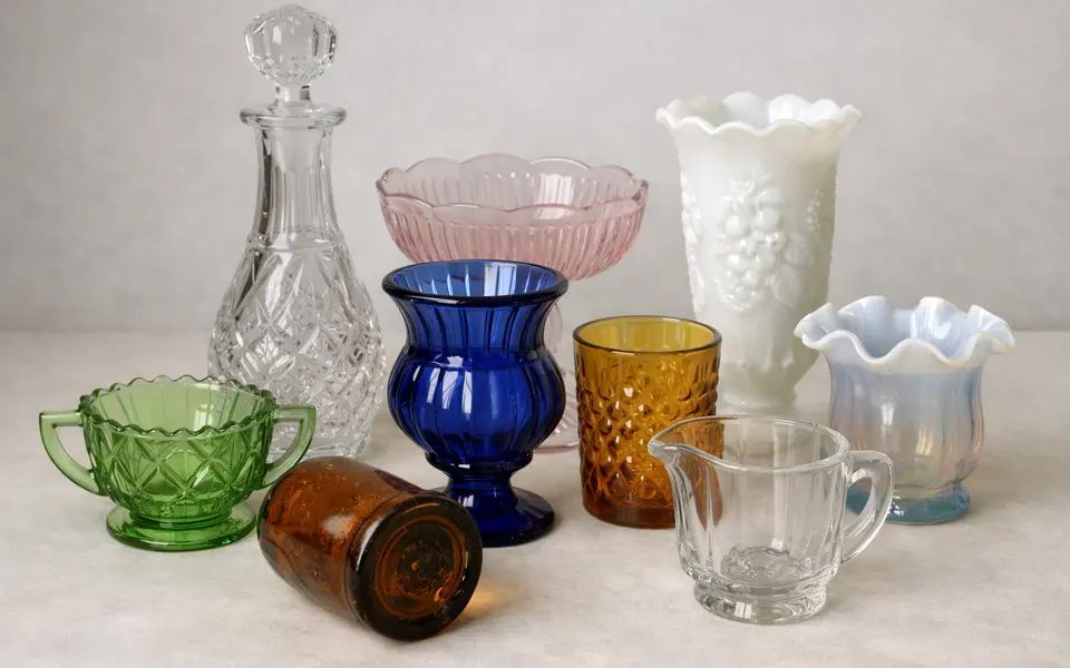 Antique Glassware Identification: Shape, Color, Seams, and Maker Clues visual checklist